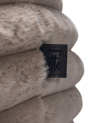 Designed by Lotte Hundebett Reza